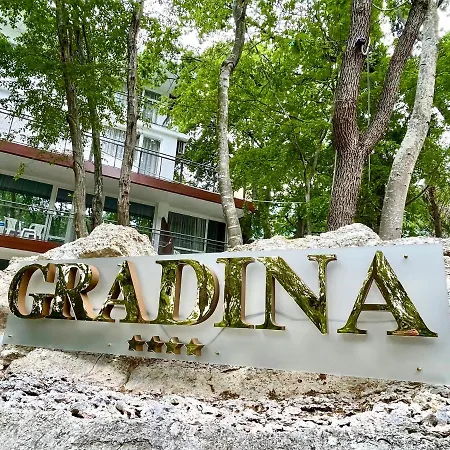 Bsa Gradina & Aquapark ホテル